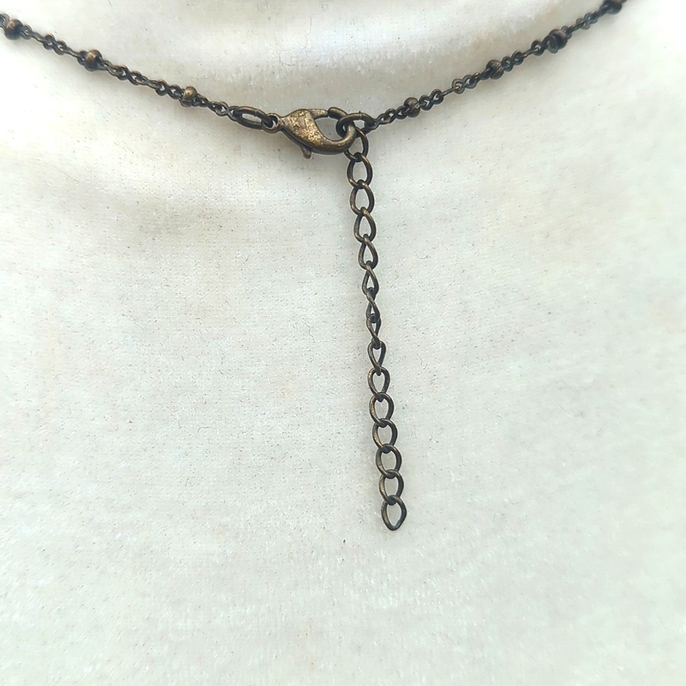 Double Sided Necklace Bird Queen of Hearts - Picture 6 of 10